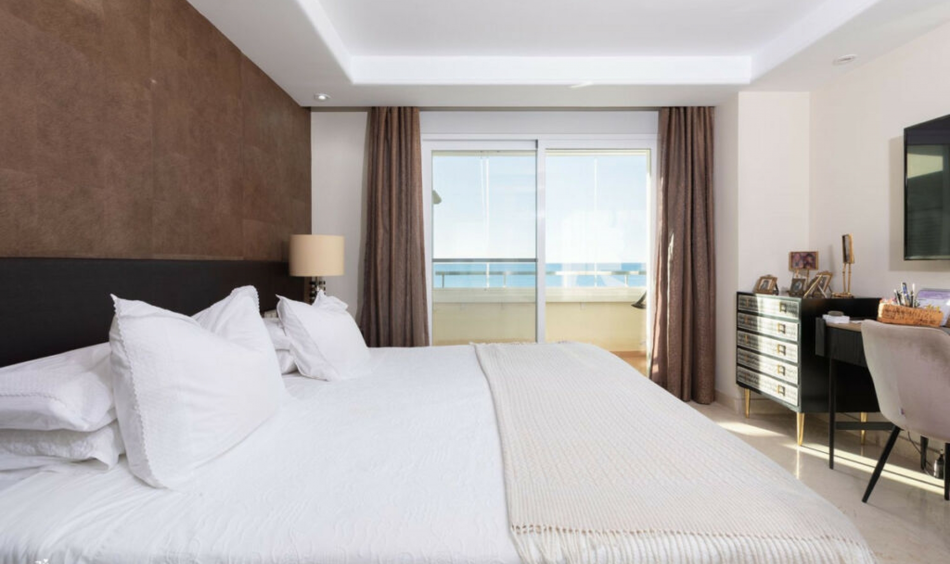 Další prodej - Apartment -
Estepona