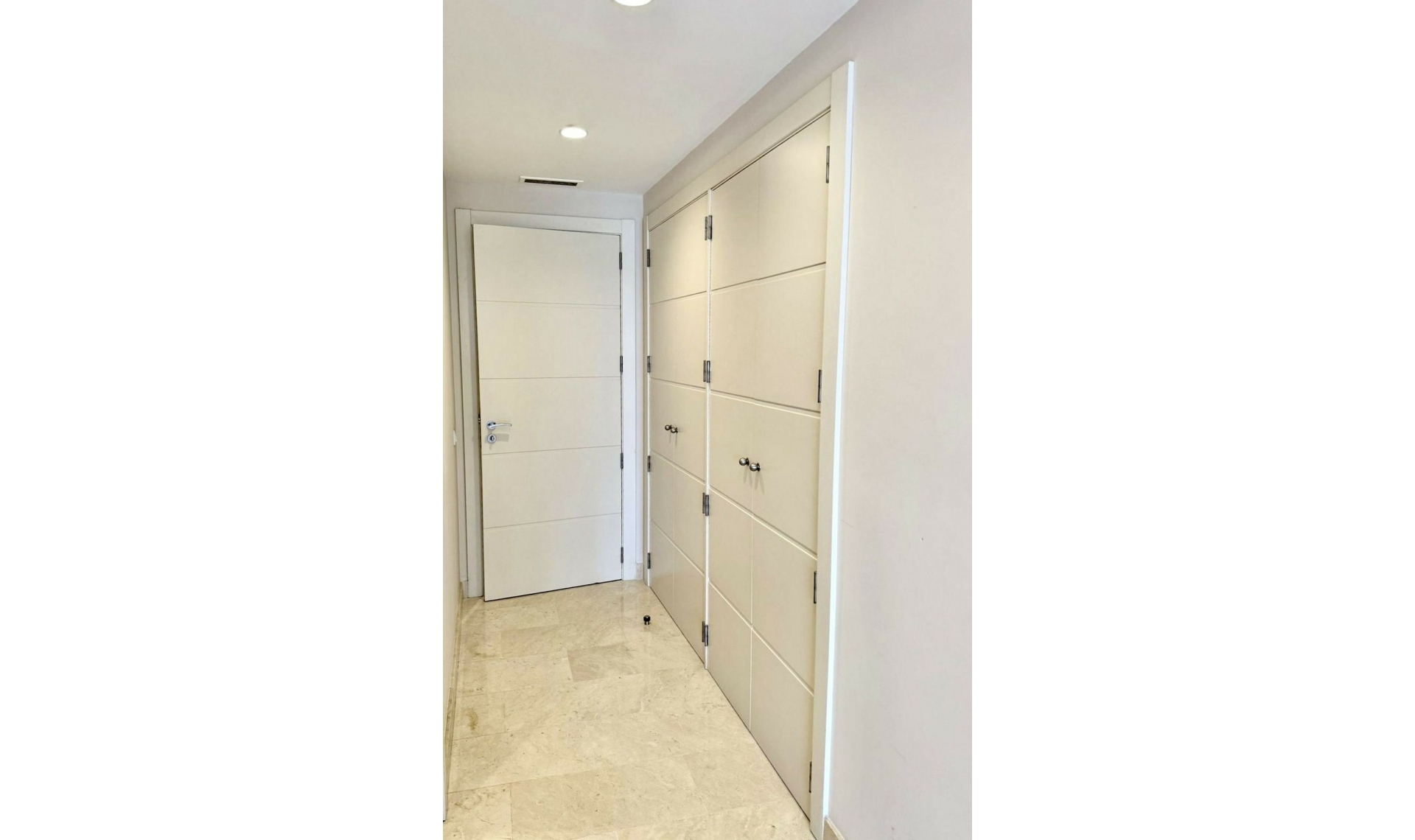 Další prodej - Apartment -
Estepona