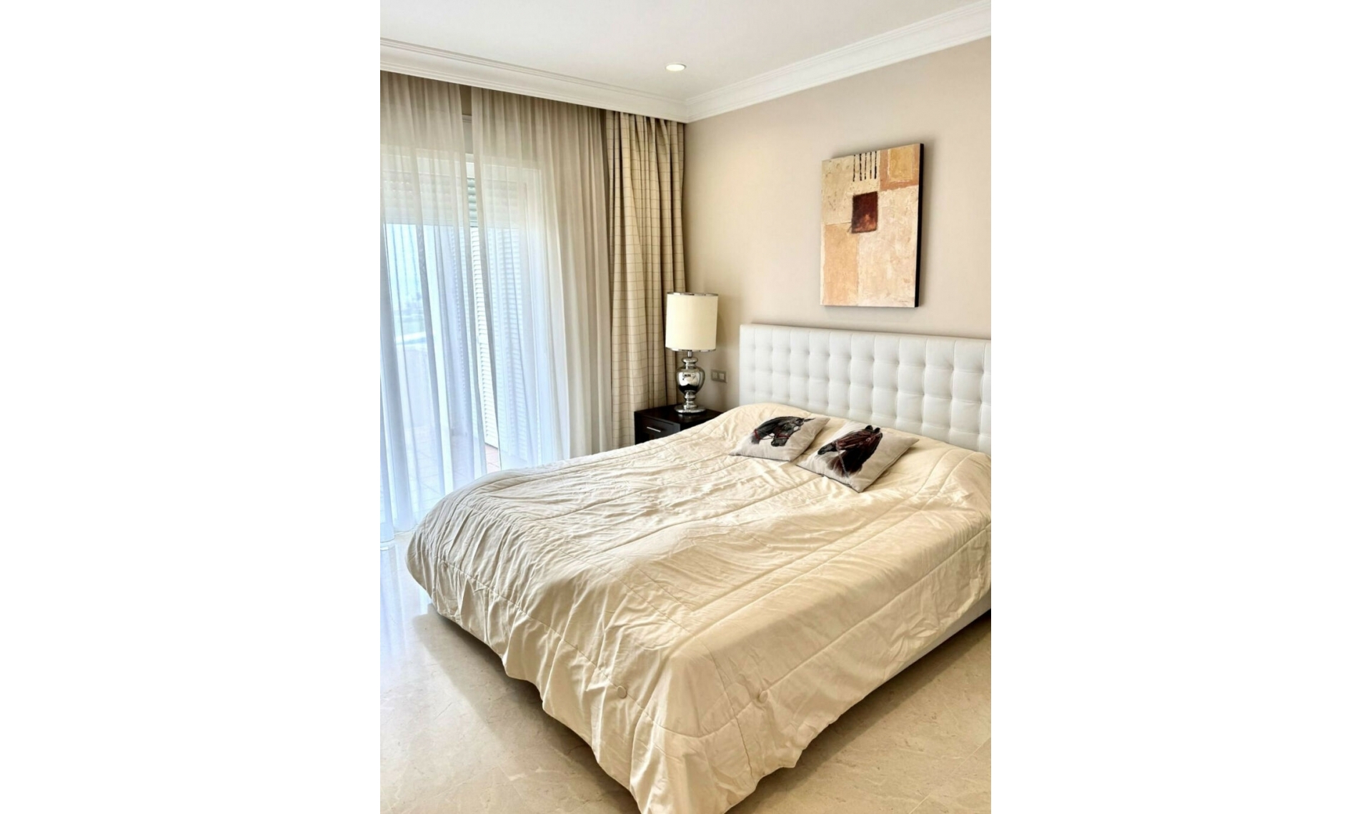 Další prodej - Apartment -
Estepona