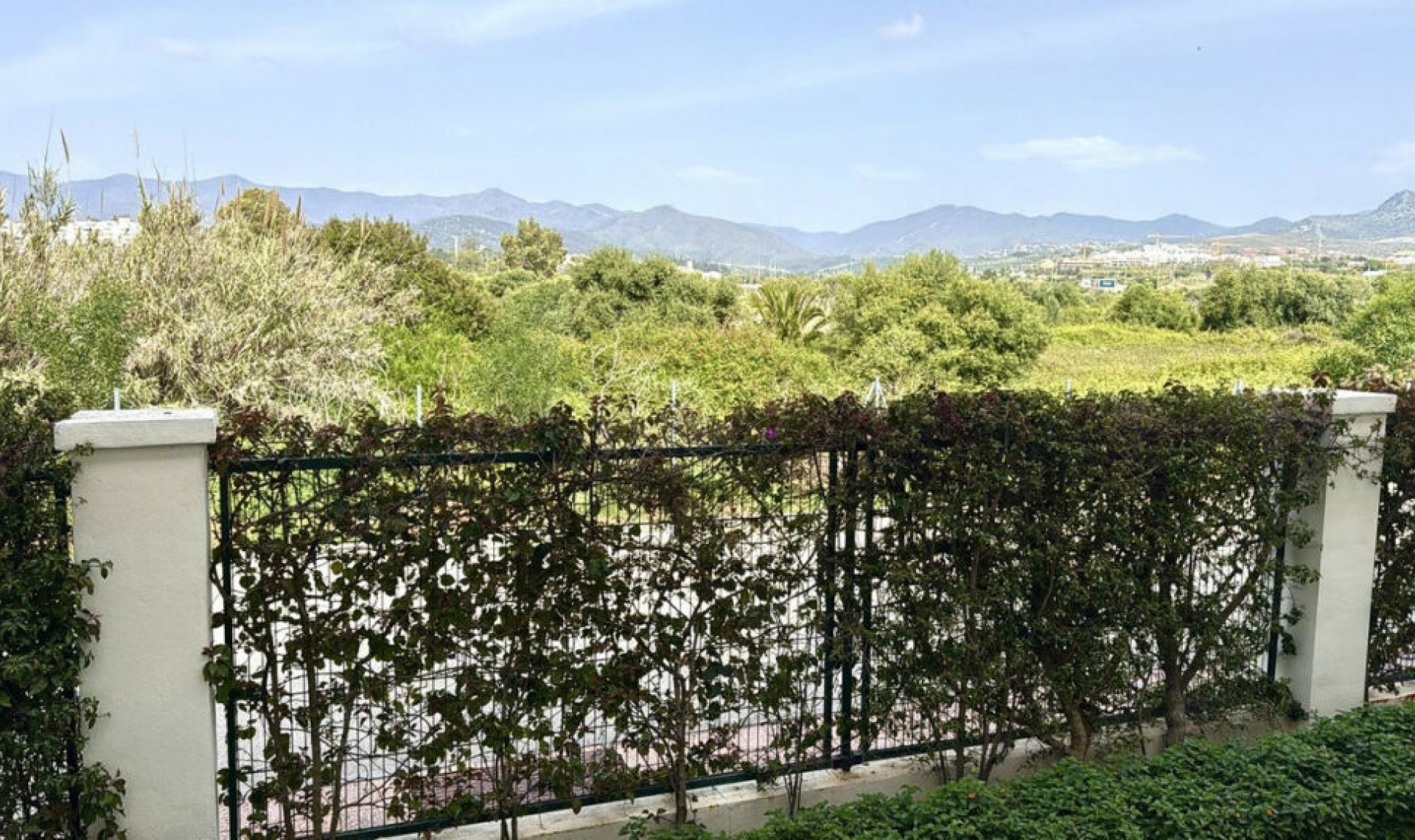 Další prodej - Apartment -
Estepona