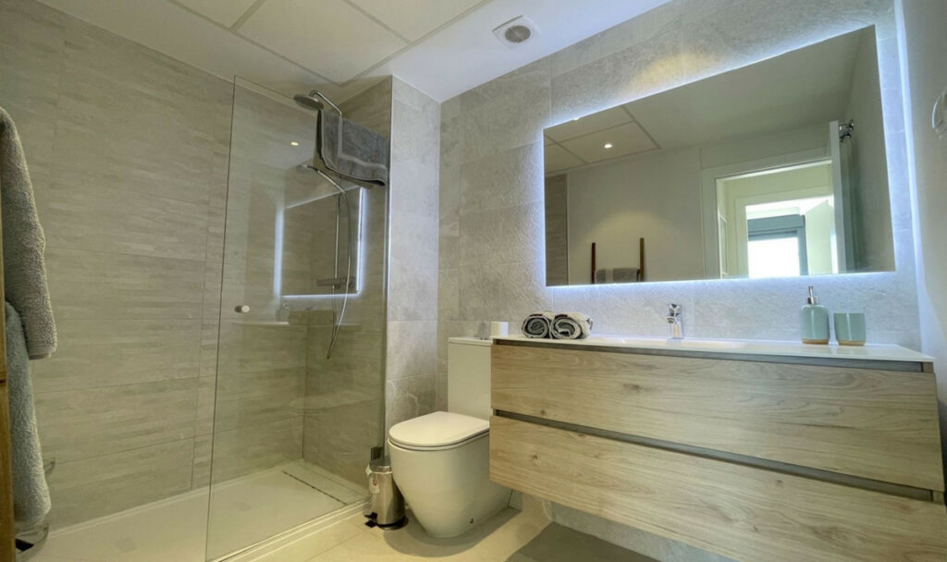 Další prodej - Apartment -
Estepona