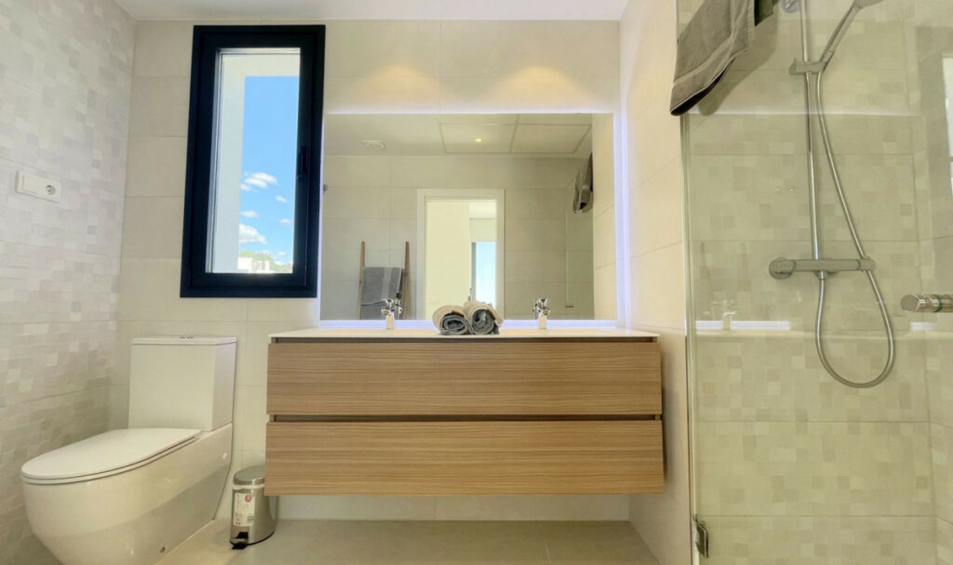 Další prodej - Apartment -
Estepona