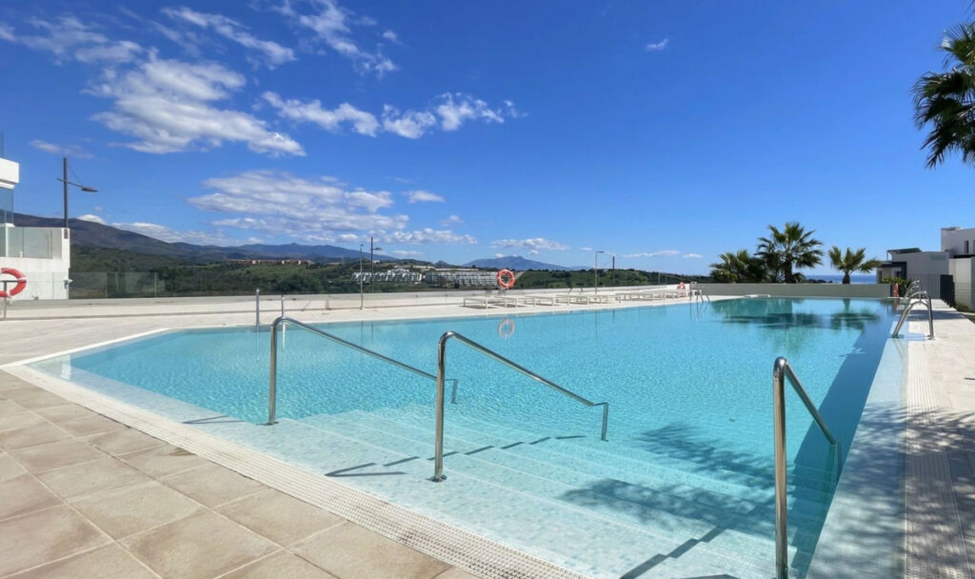 Další prodej - Apartment -
Estepona