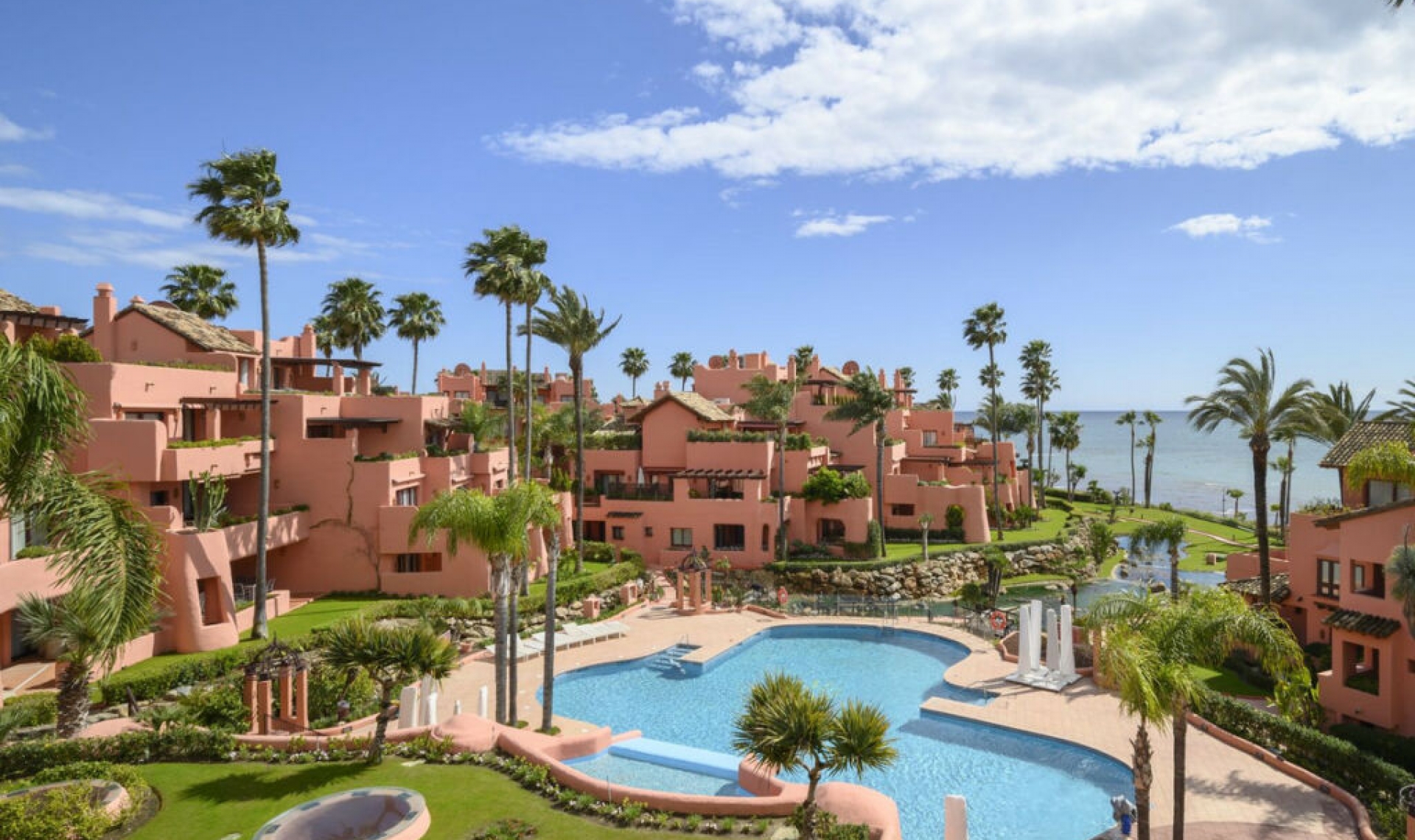 Další prodej - Apartment -
Estepona