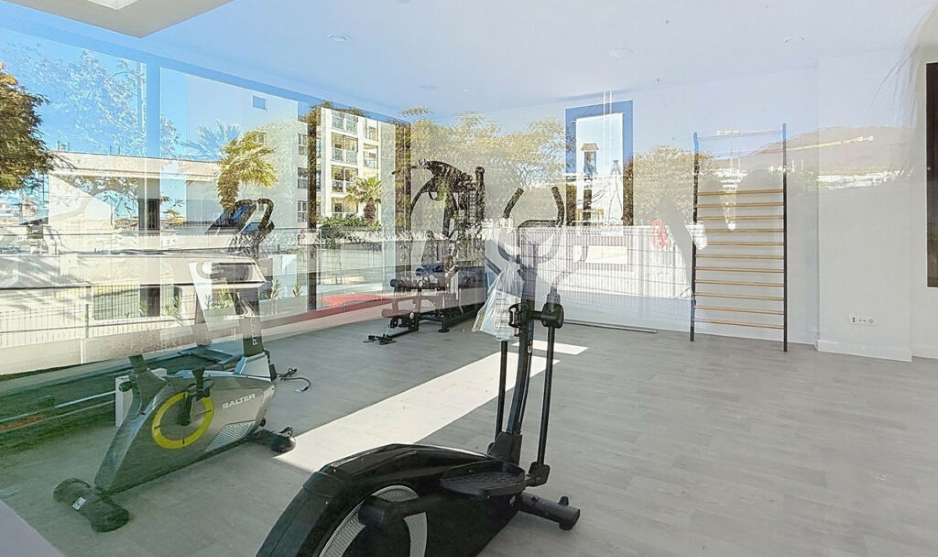Další prodej - Apartment -
Estepona