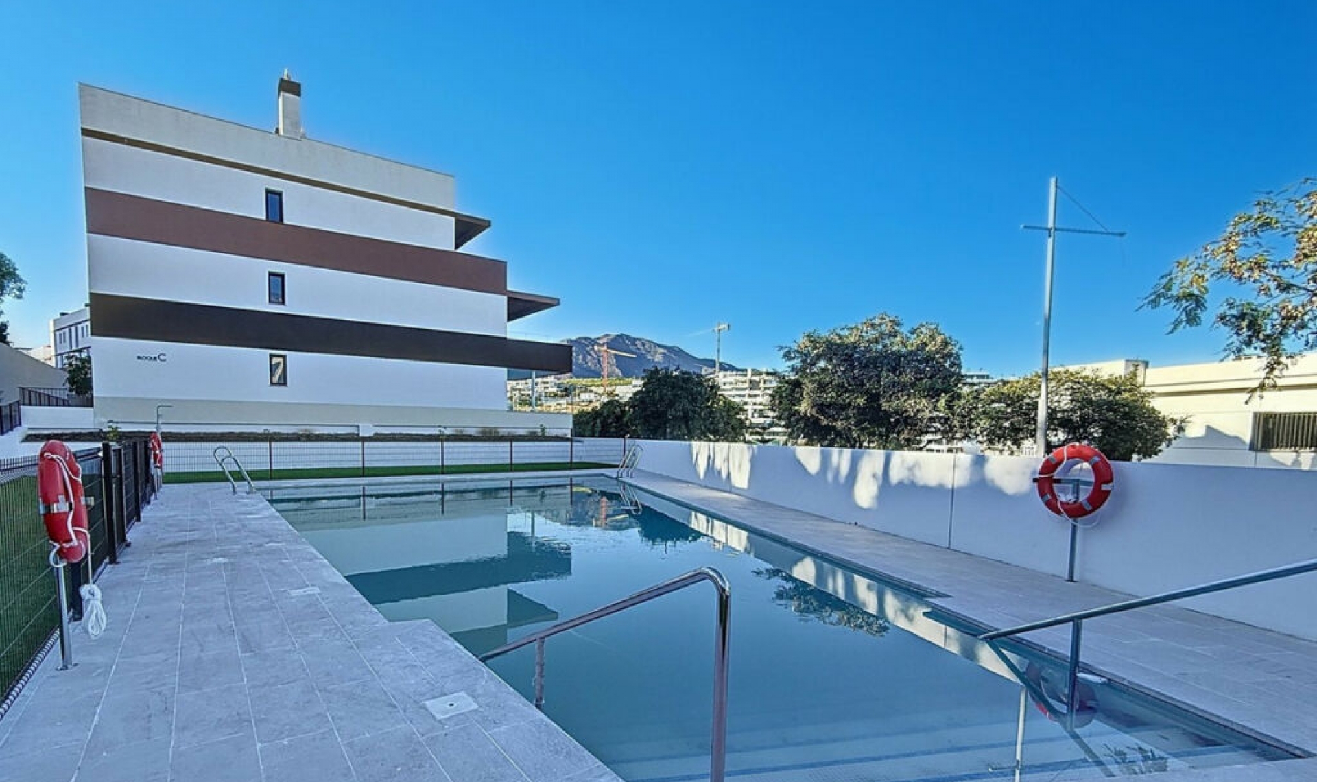 Další prodej - Apartment -
Estepona