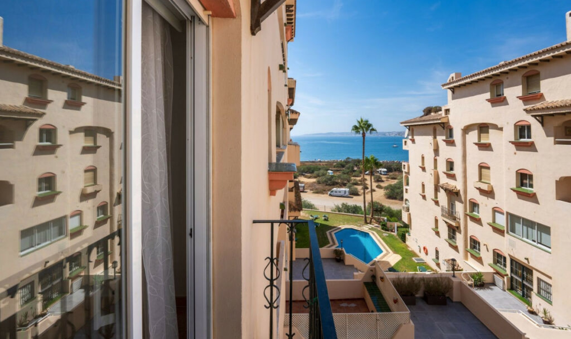 Další prodej - Apartment -
Estepona