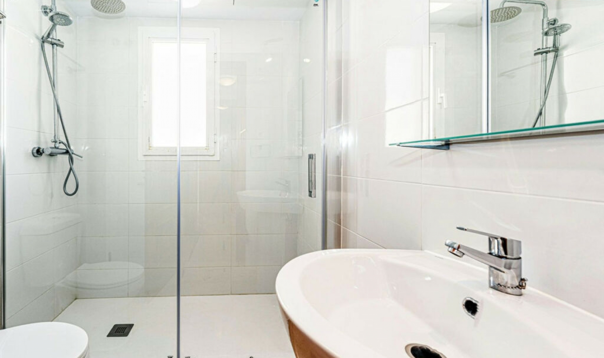 Další prodej - Apartment -
Estepona