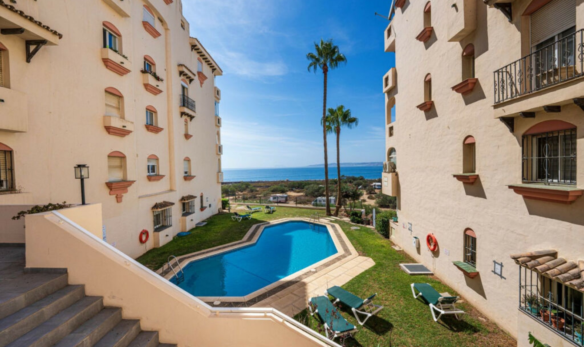 Další prodej - Apartment -
Estepona
