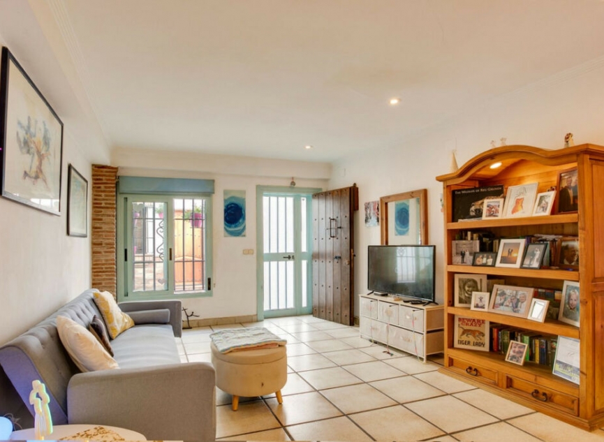Další prodej - Apartment -
Estepona