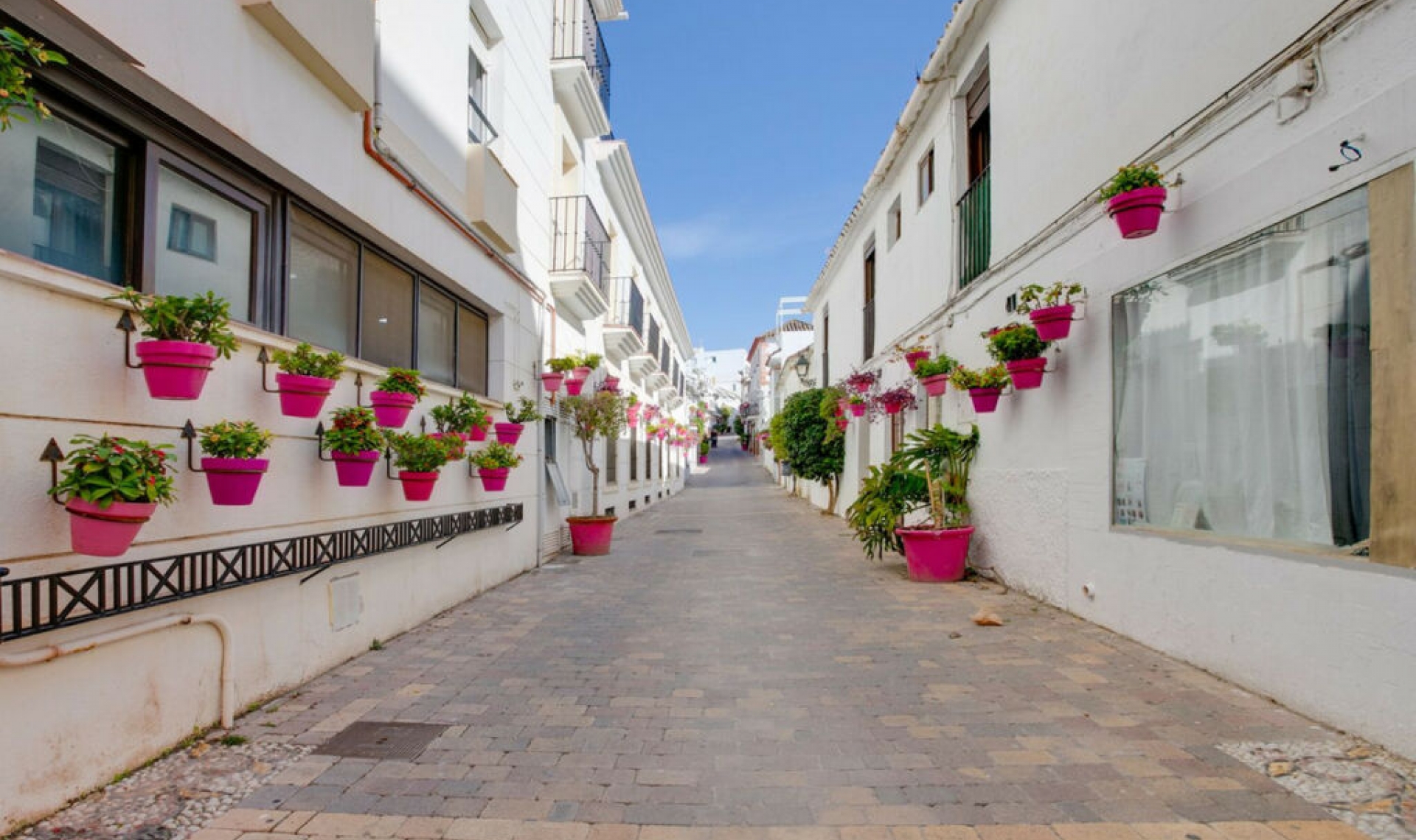 Další prodej - Apartment -
Estepona