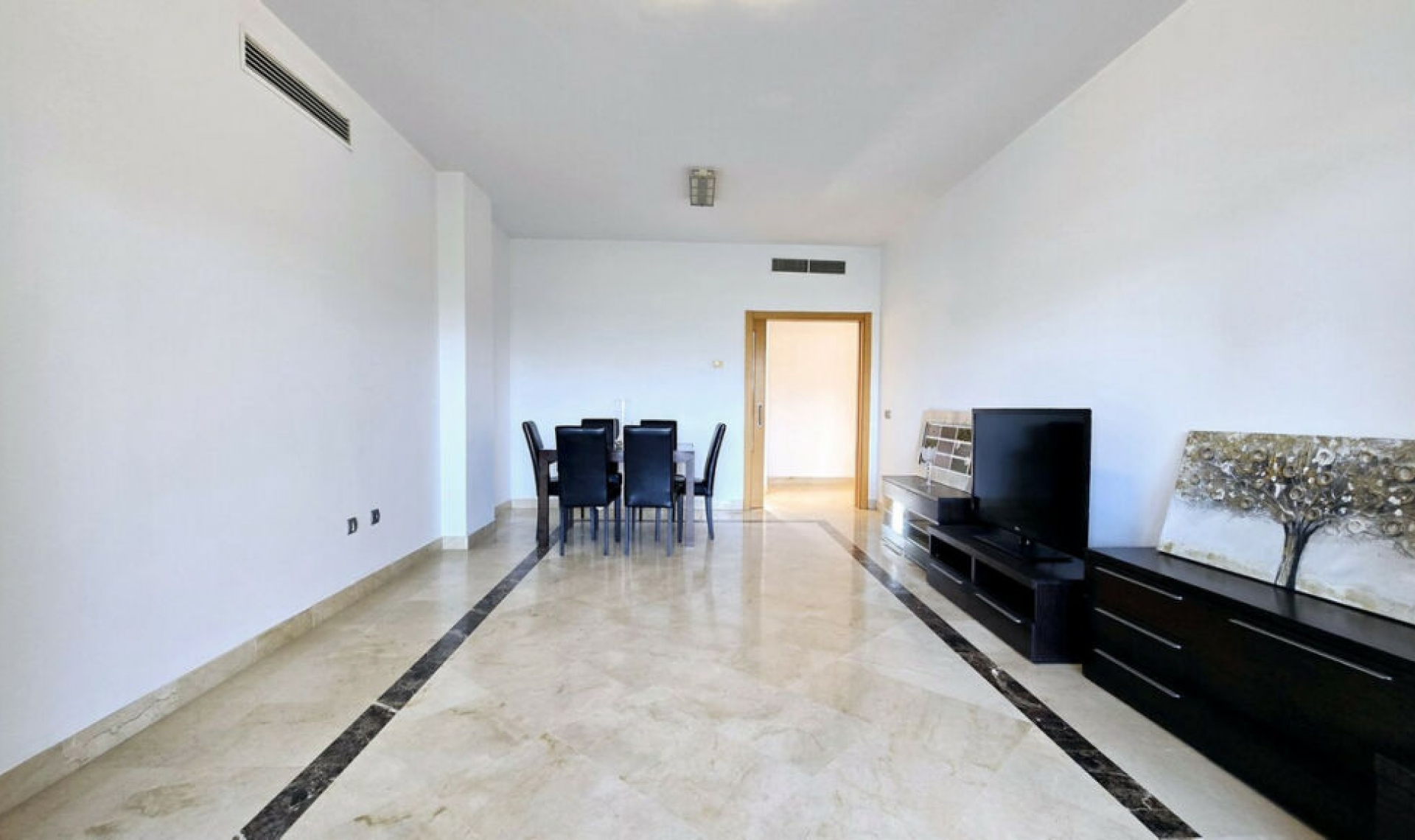 Další prodej - Apartment -
Estepona