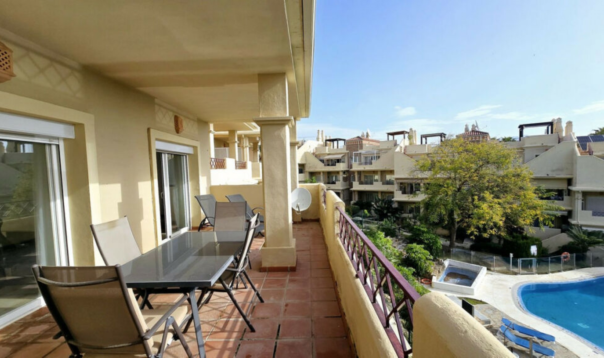 Další prodej - Apartment -
Estepona