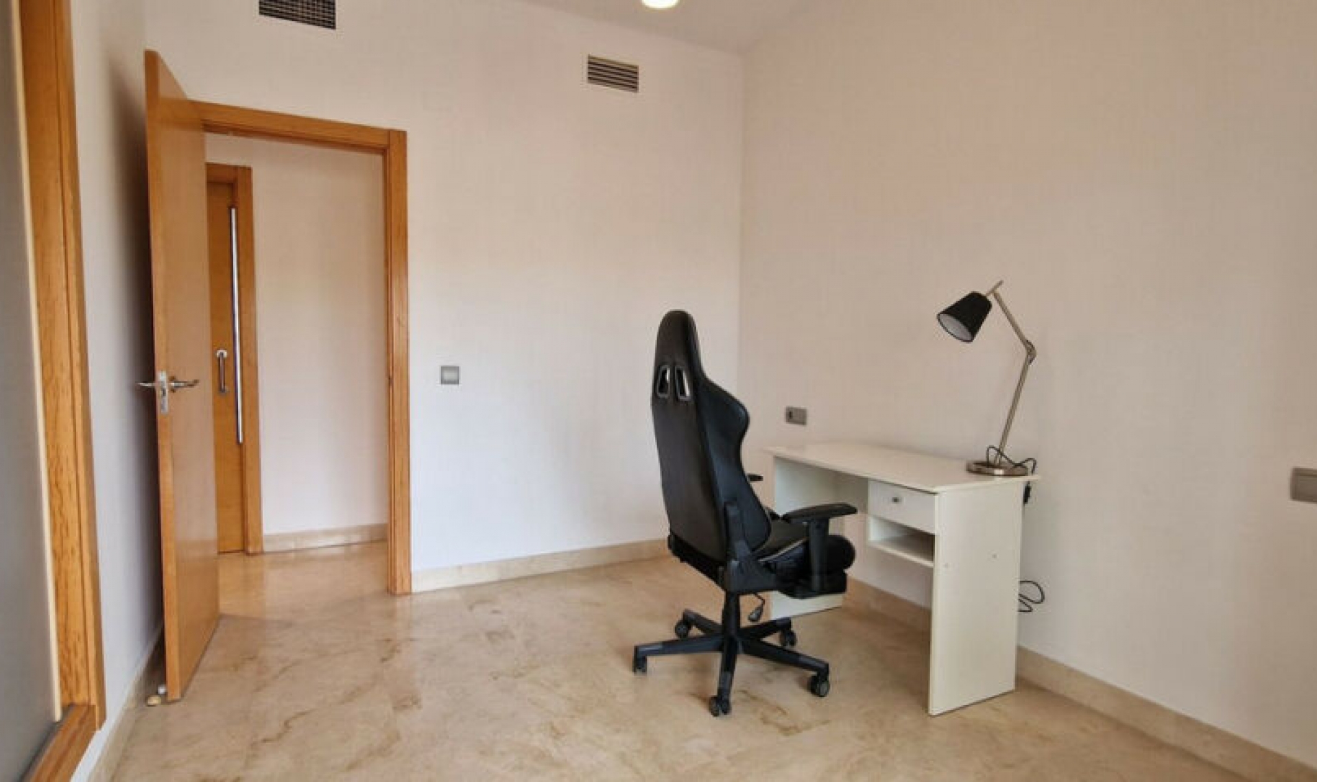 Další prodej - Apartment -
Estepona