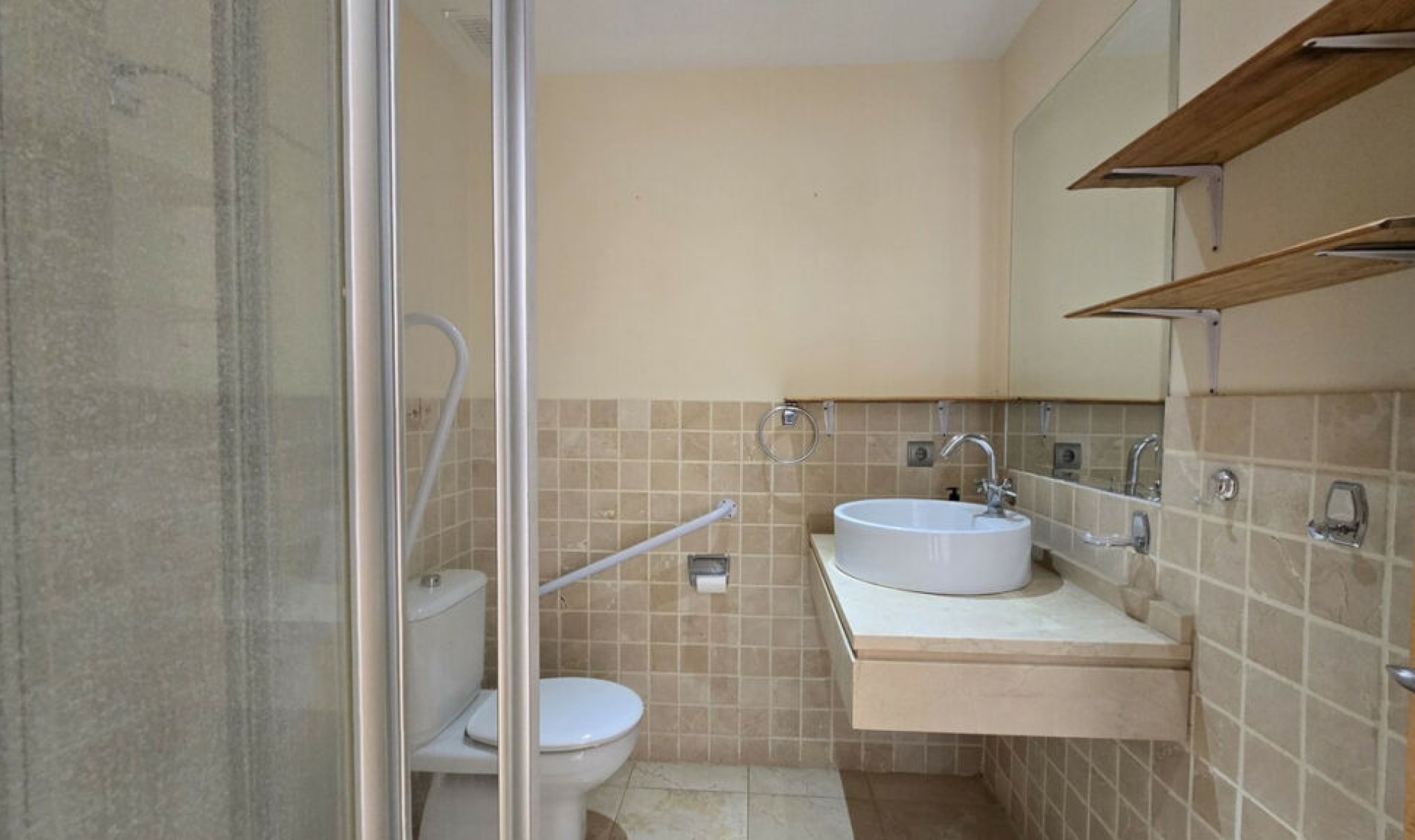 Další prodej - Apartment -
Estepona