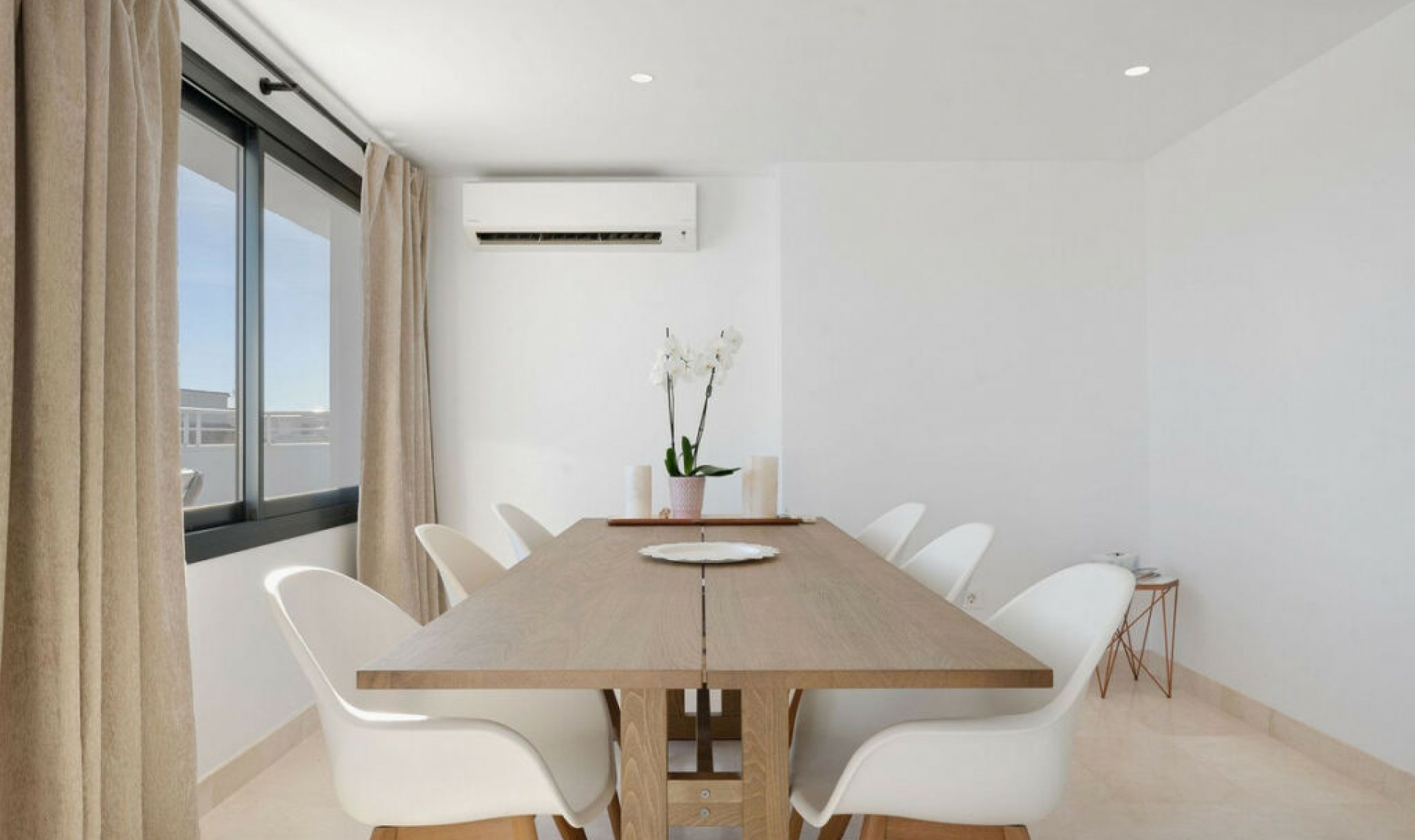 Další prodej - Apartment -
Estepona