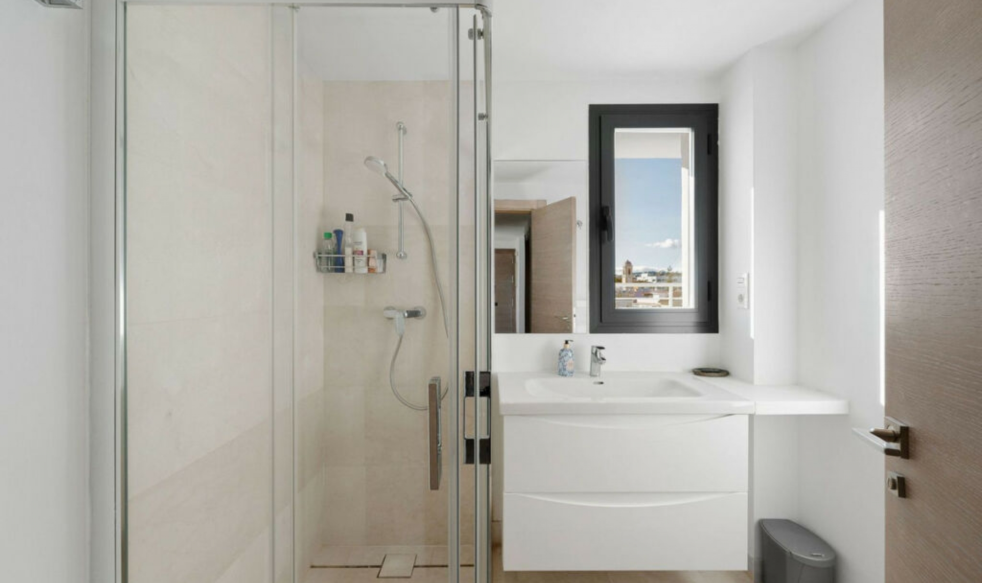 Další prodej - Apartment -
Estepona