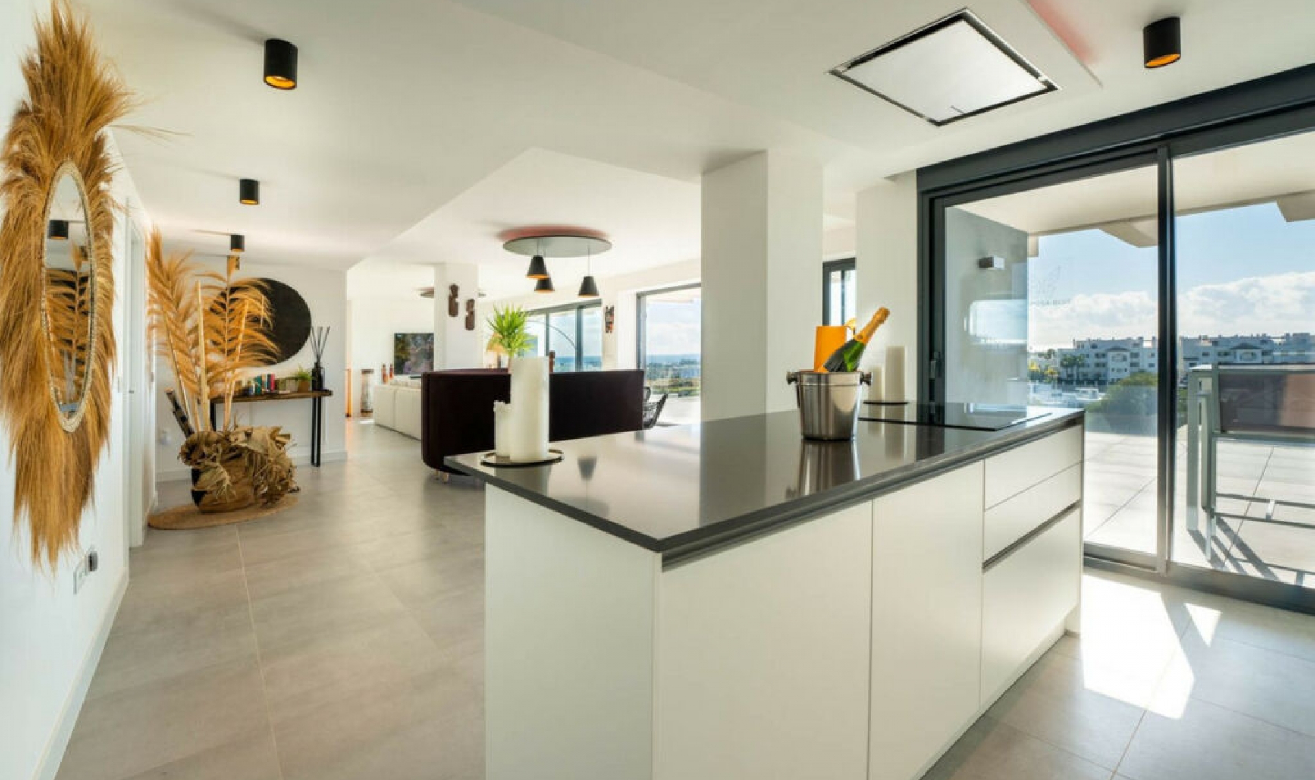 Další prodej - Apartment -
Estepona