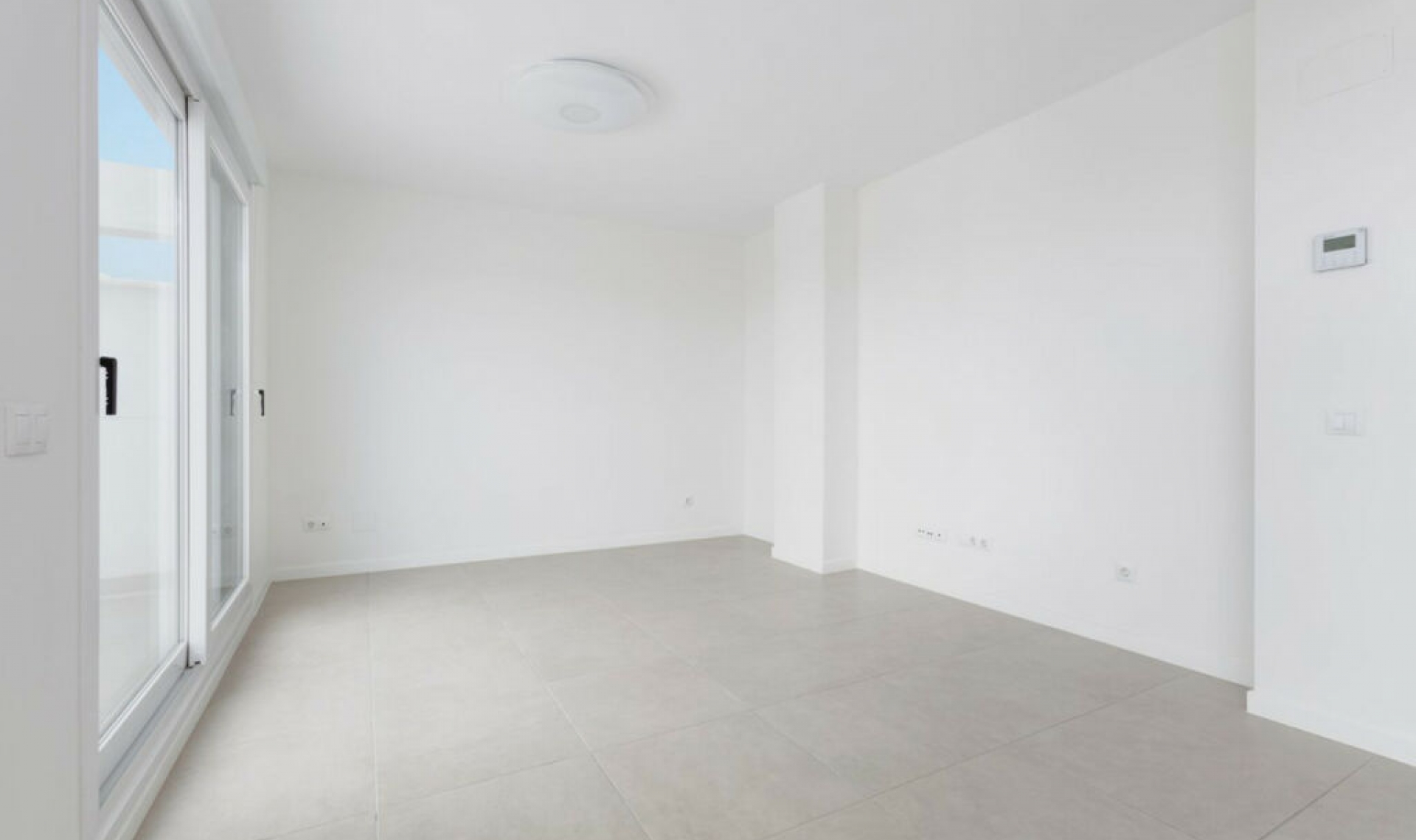 Další prodej - Apartment -
Estepona