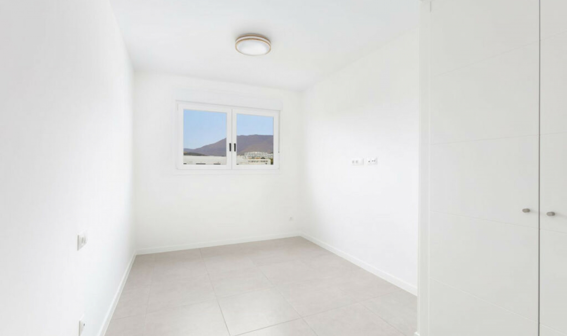 Další prodej - Apartment -
Estepona