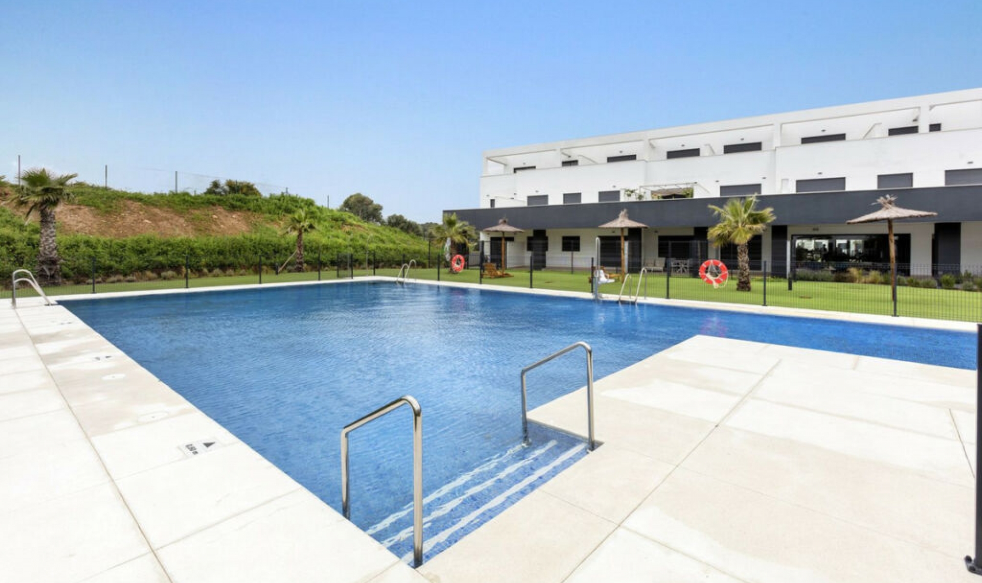 Další prodej - Apartment -
Estepona