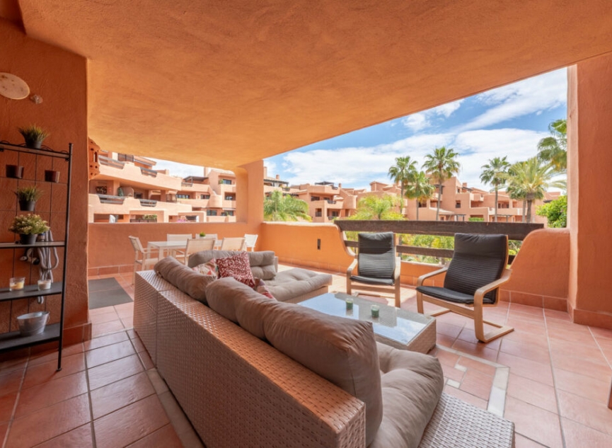 Další prodej - Apartment -
Estepona