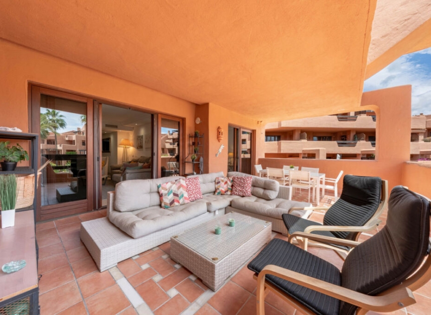 Další prodej - Apartment -
Estepona