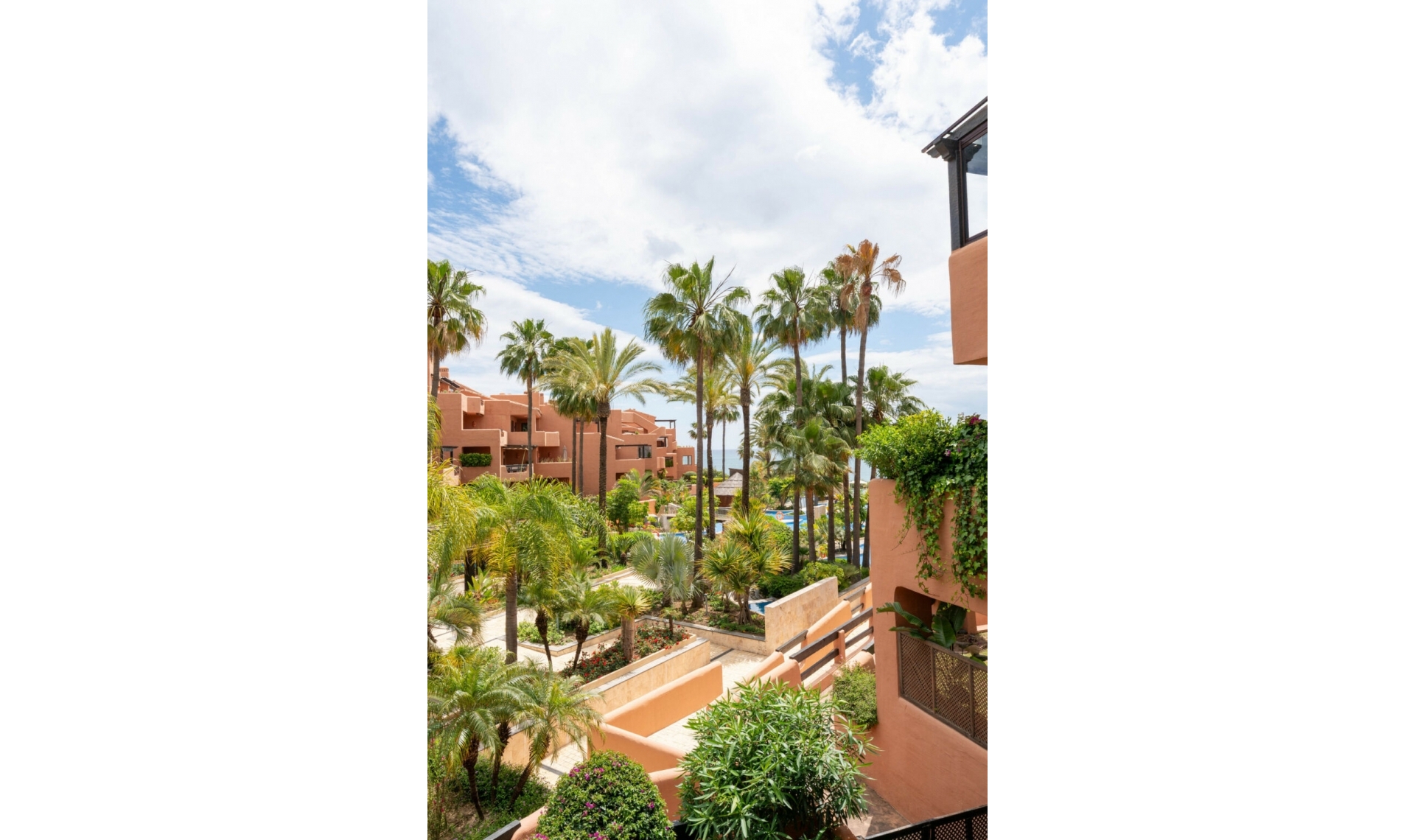 Další prodej - Apartment -
Estepona