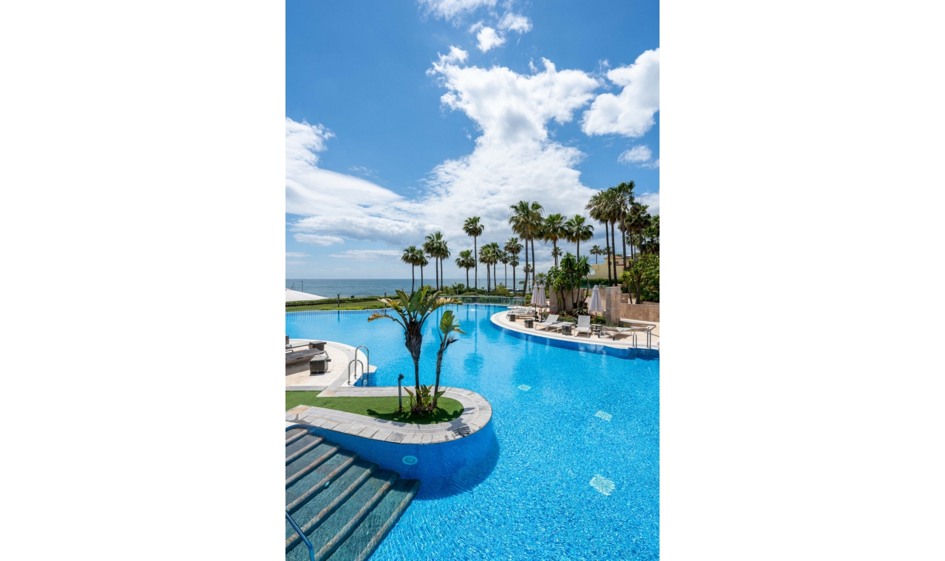 Další prodej - Apartment -
Estepona
