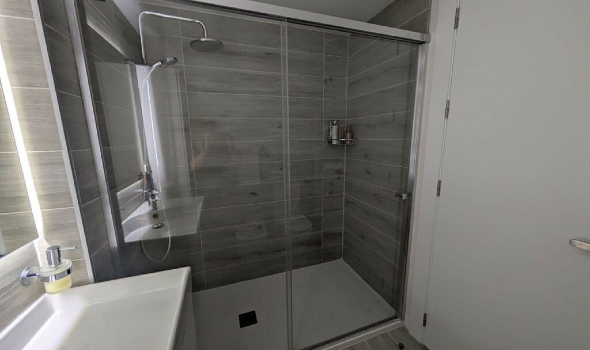 Další prodej - Apartment -
Estepona
