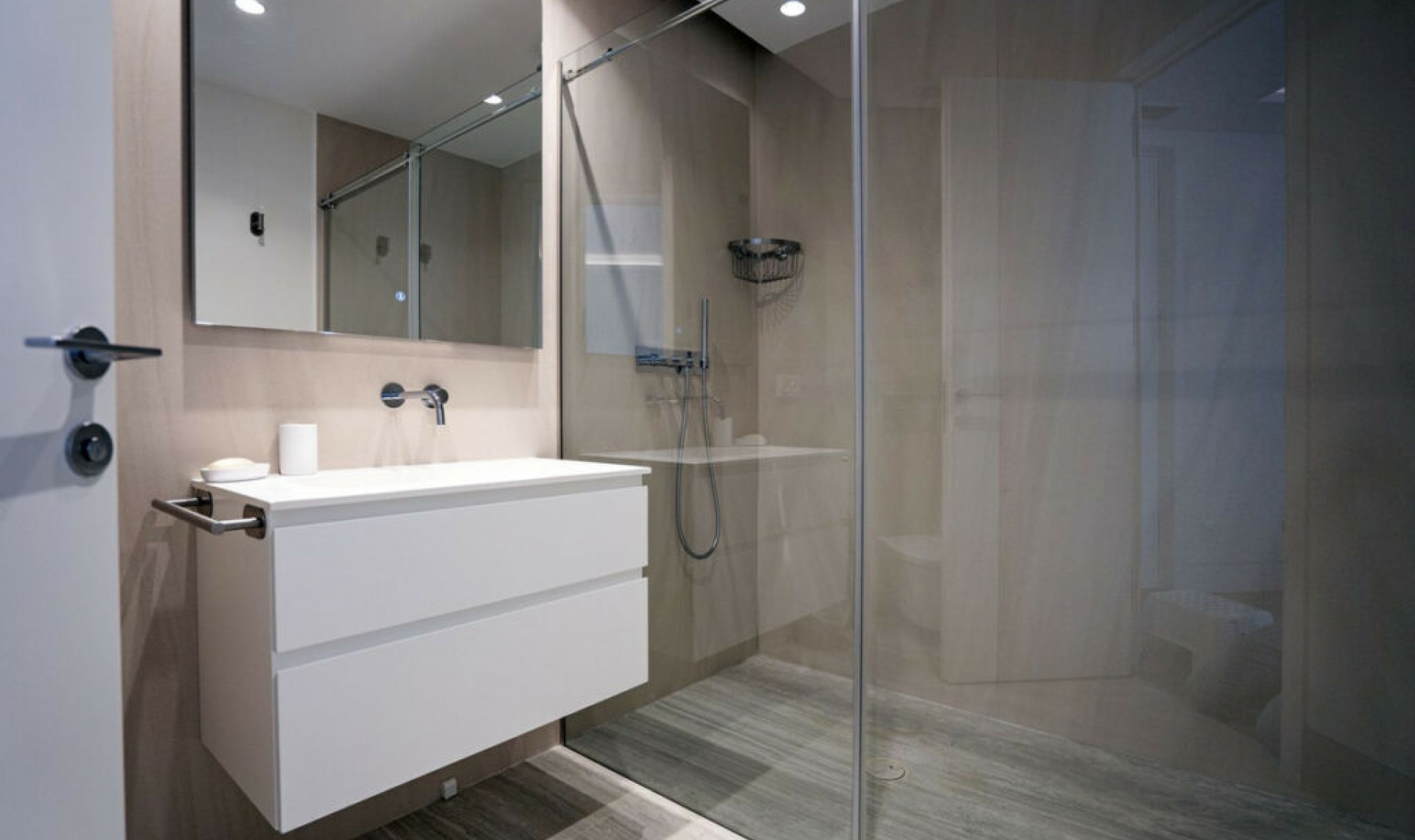 Další prodej - Apartment -
Estepona