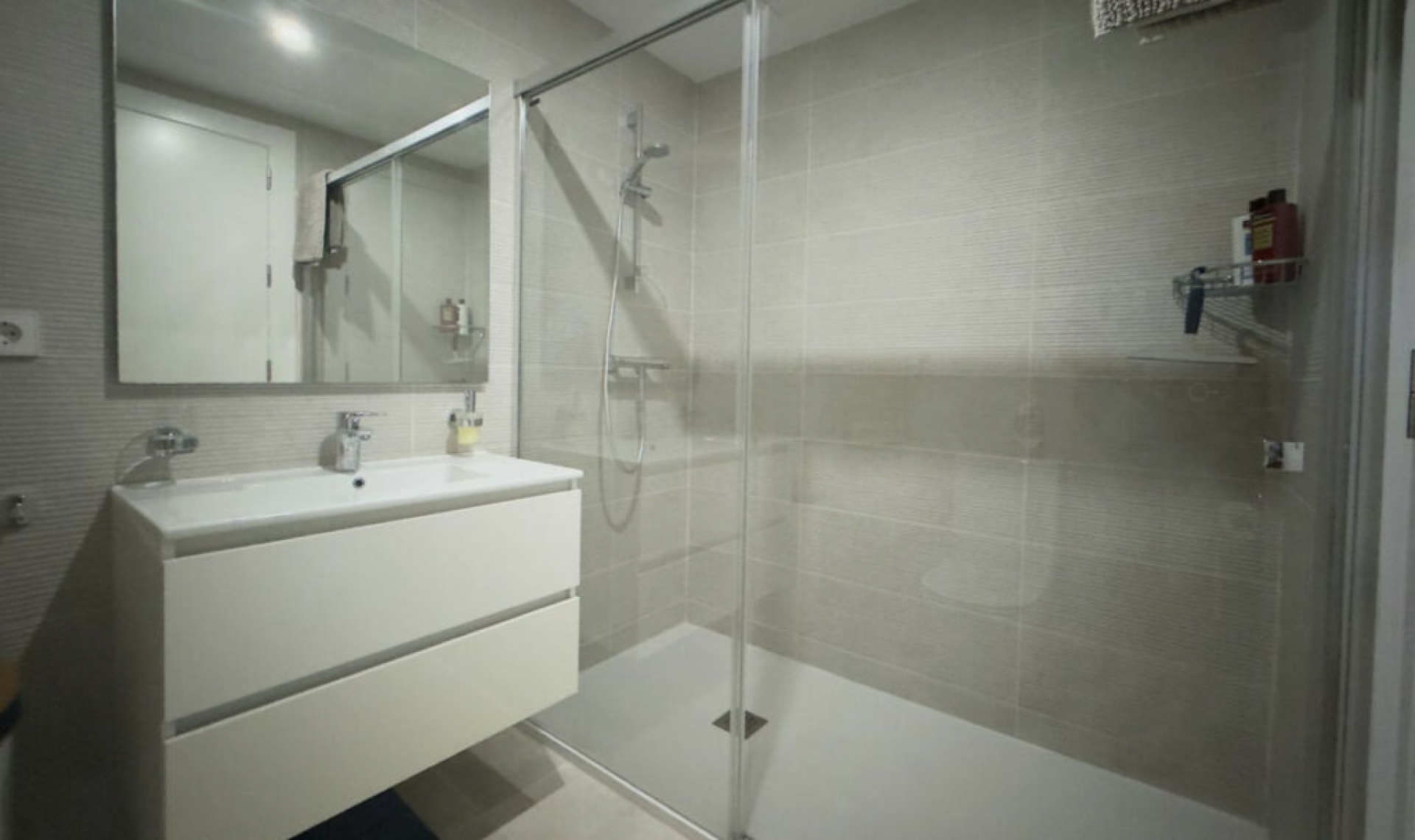 Další prodej - Apartment -
Estepona