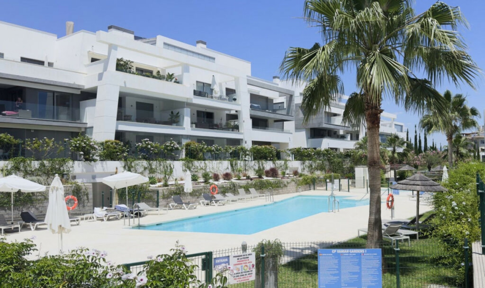 Další prodej - Apartment -
Estepona