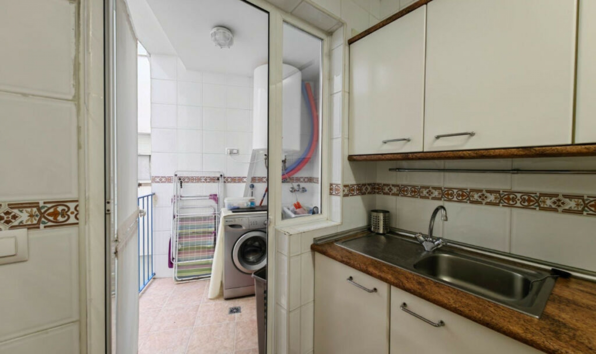 Další prodej - Apartment -
Estepona
