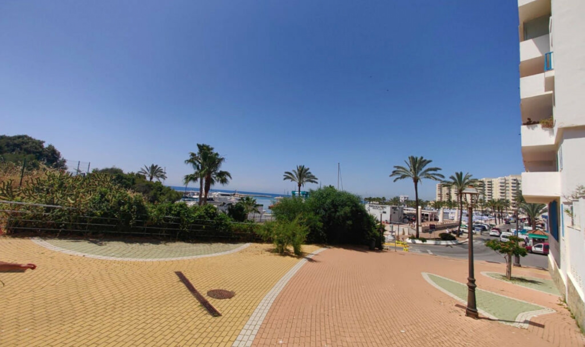 Další prodej - Apartment -
Estepona