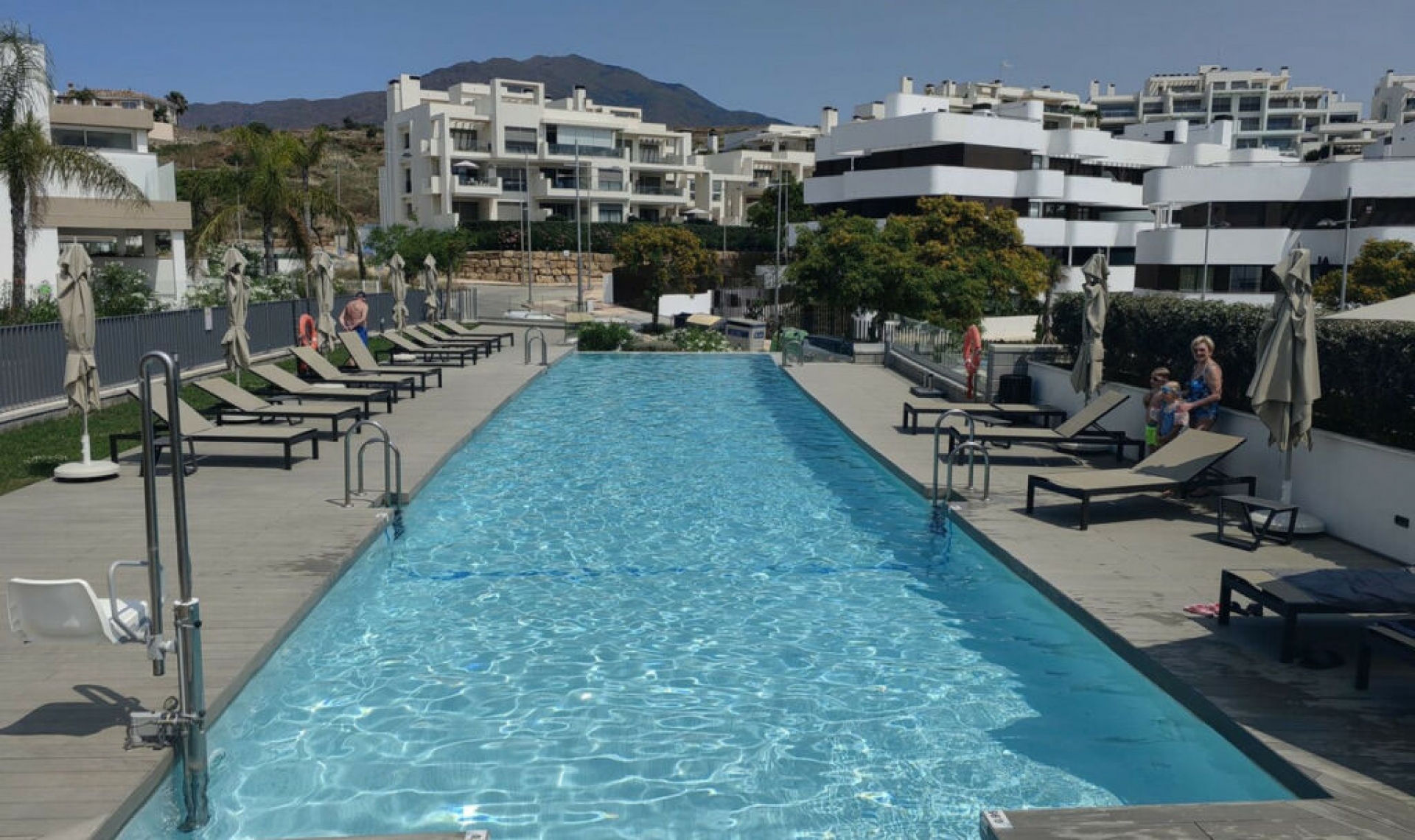 Další prodej - Apartment -
Estepona