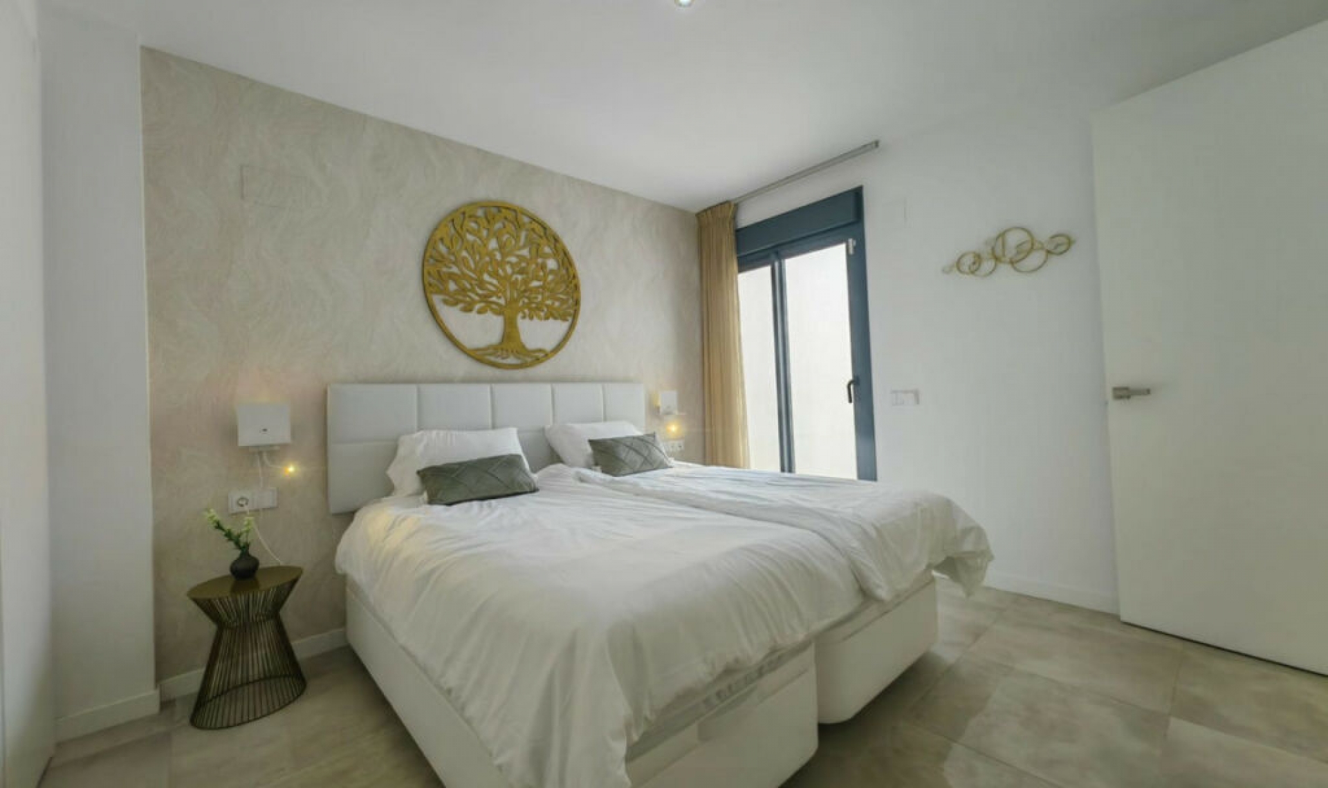 Další prodej - Apartment -
Estepona