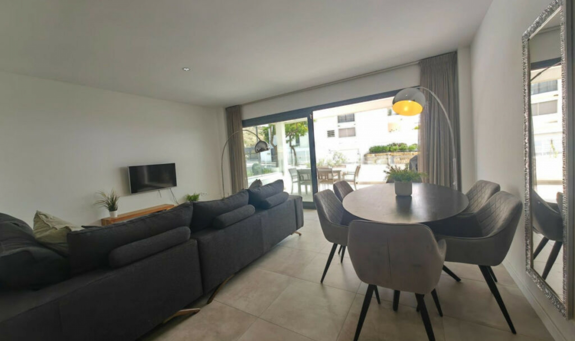 Další prodej - Apartment -
Estepona