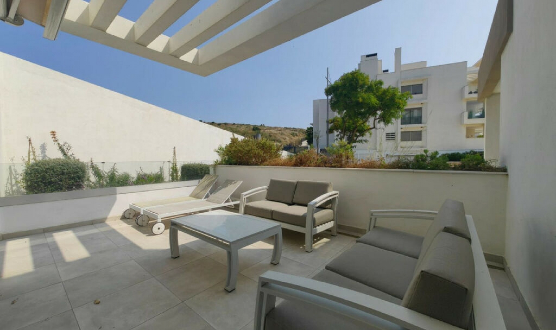 Další prodej - Apartment -
Estepona