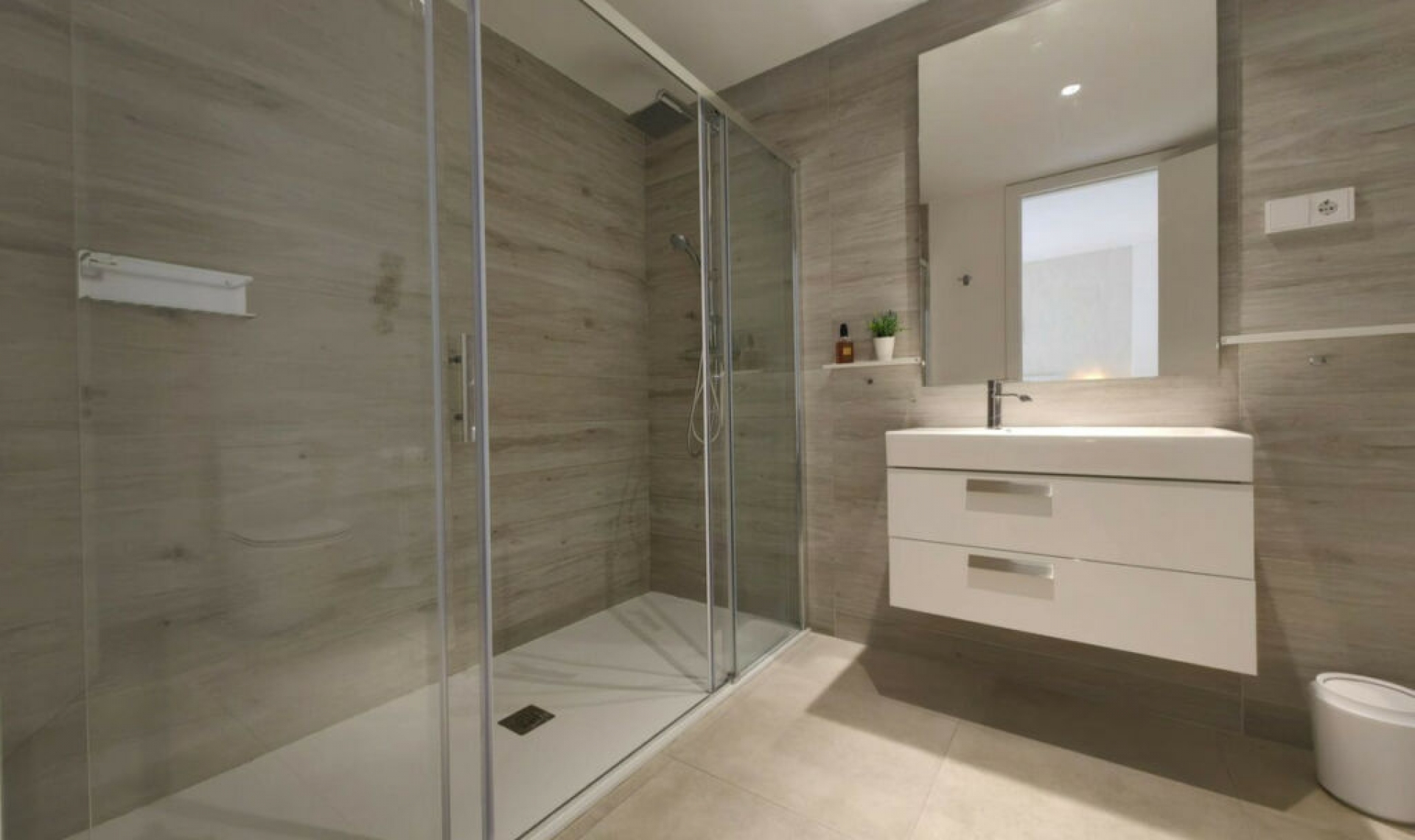 Další prodej - Apartment -
Estepona