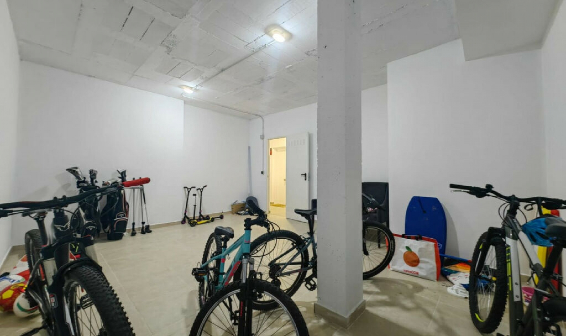 Další prodej - Apartment -
Estepona