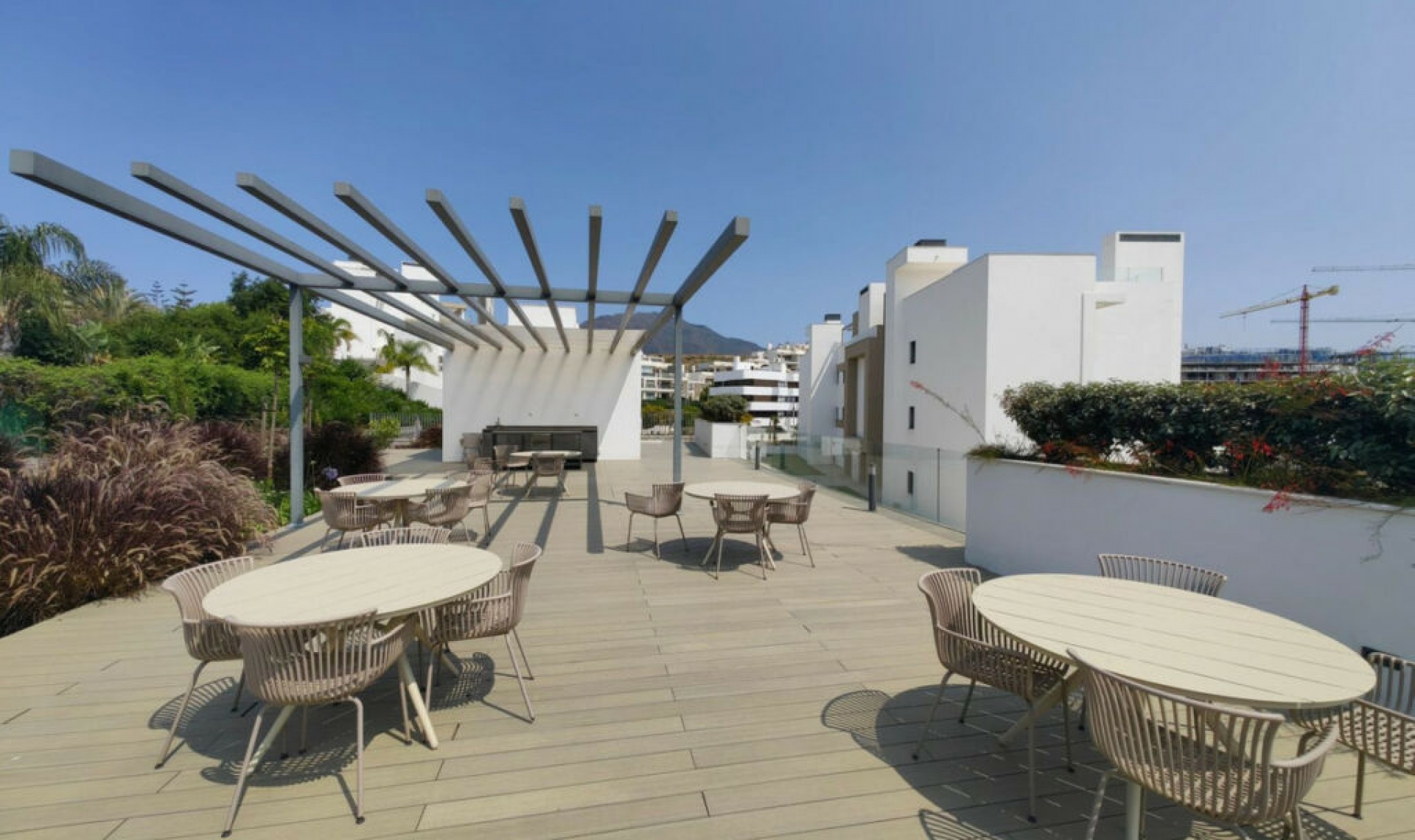 Další prodej - Apartment -
Estepona