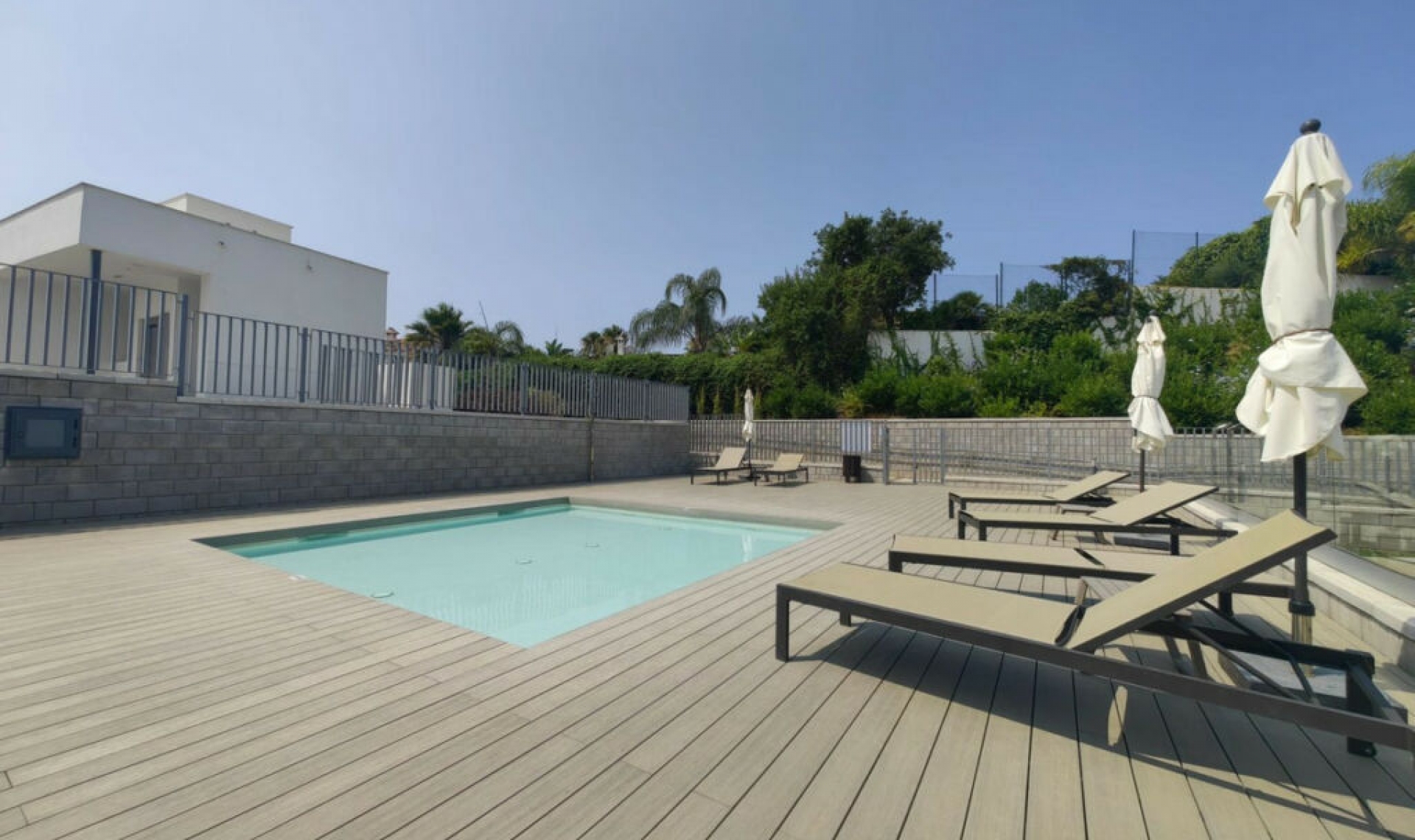 Další prodej - Apartment -
Estepona