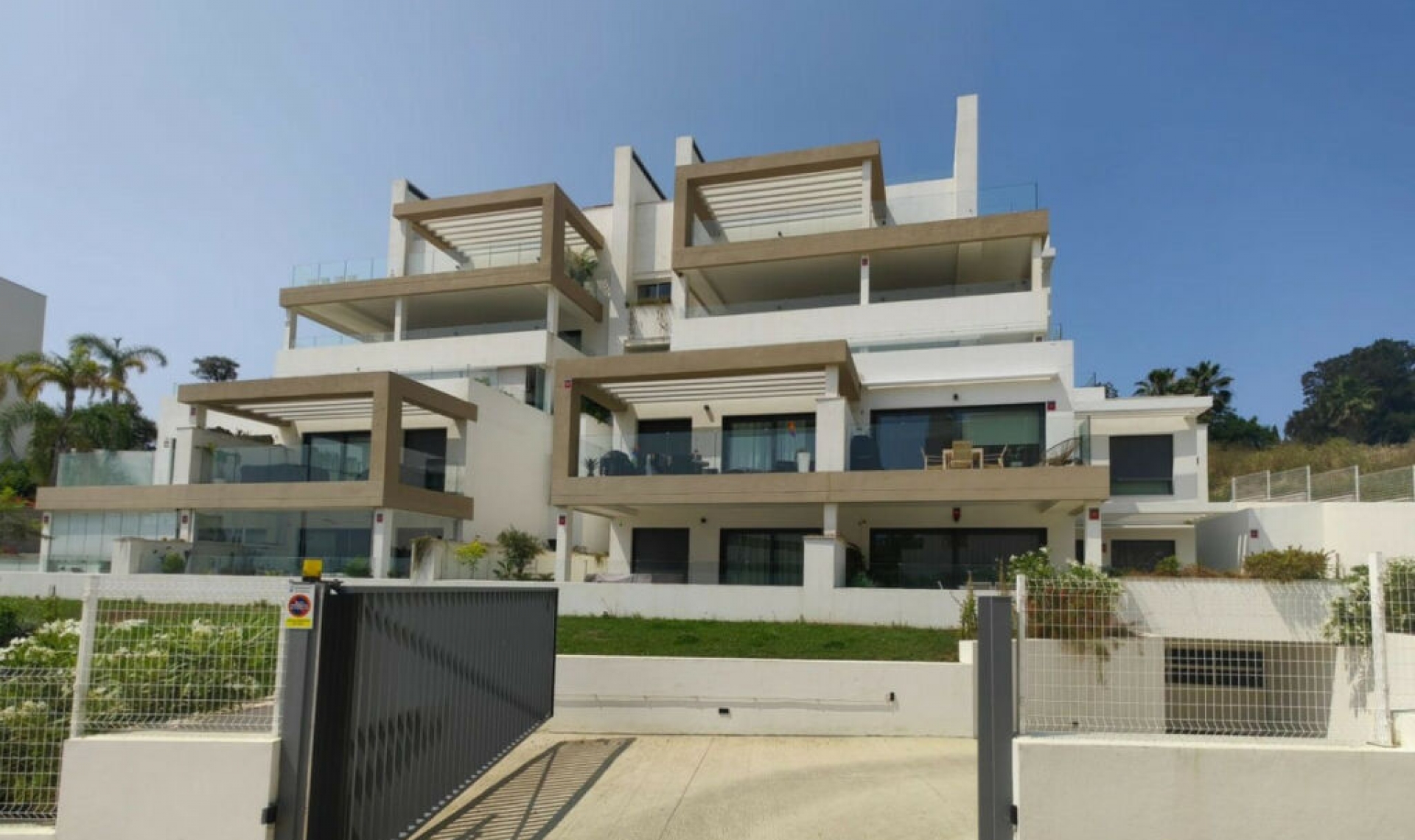 Další prodej - Apartment -
Estepona