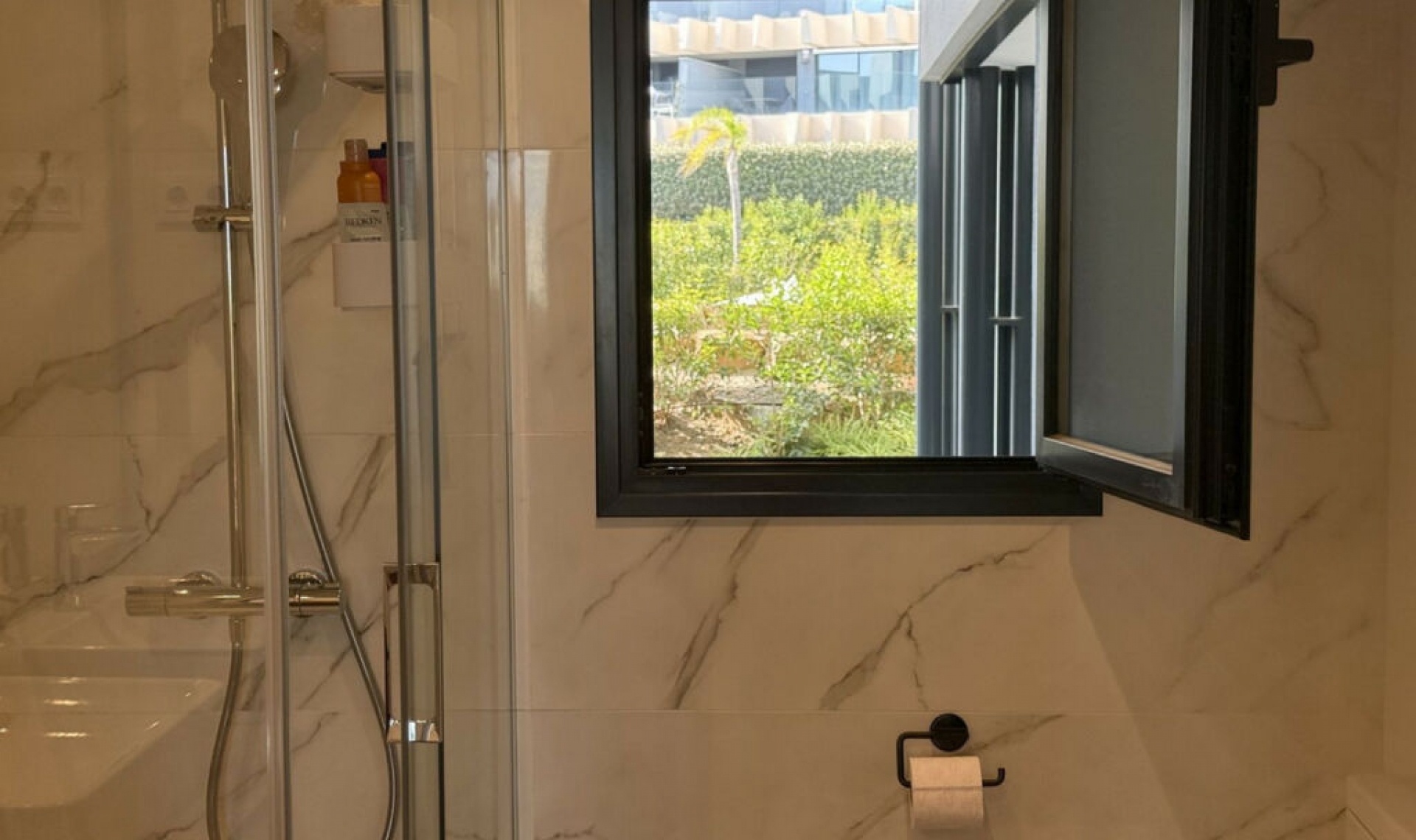Další prodej - Apartment -
Estepona