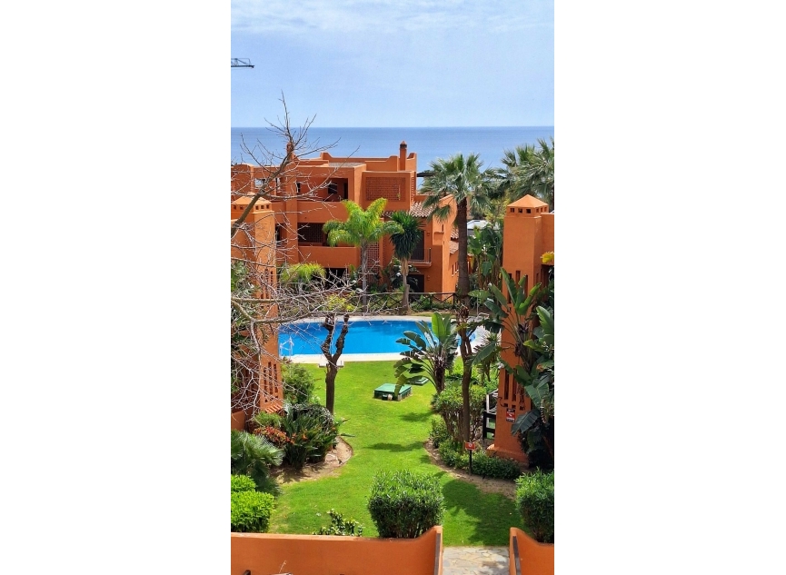 Další prodej - Apartment -
Estepona
