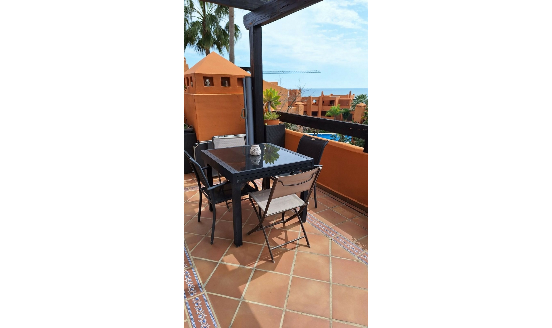 Další prodej - Apartment -
Estepona