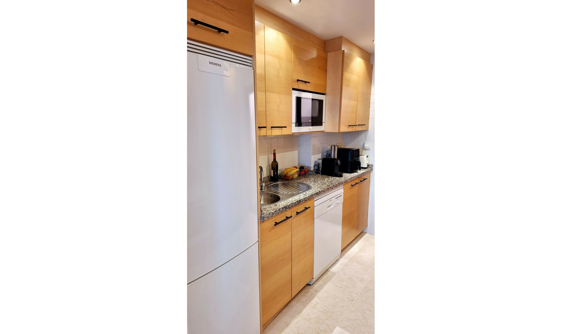 Další prodej - Apartment -
Estepona