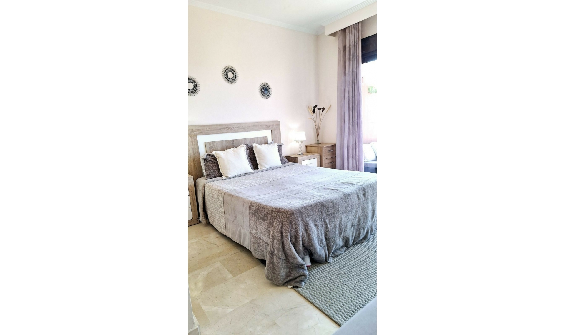 Další prodej - Apartment -
Estepona