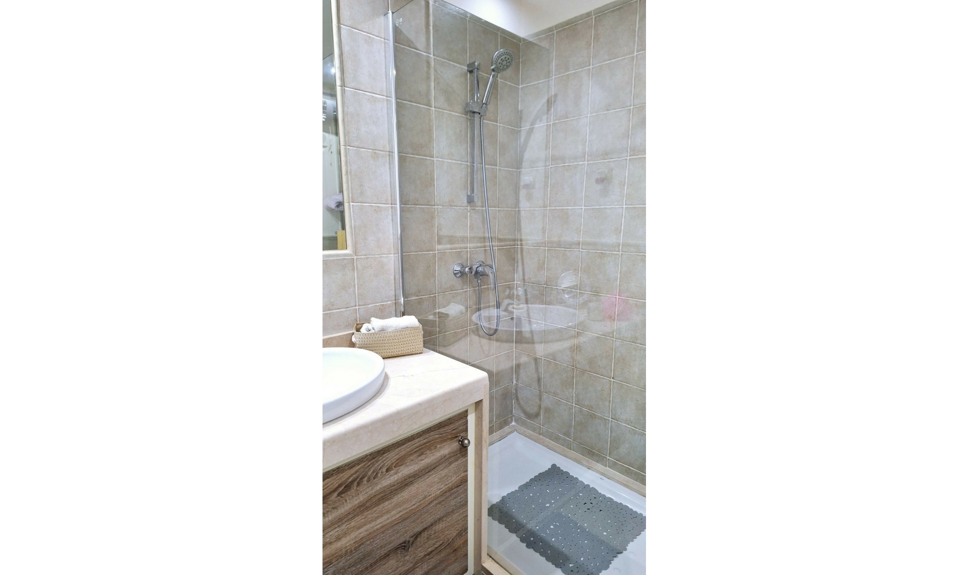 Další prodej - Apartment -
Estepona